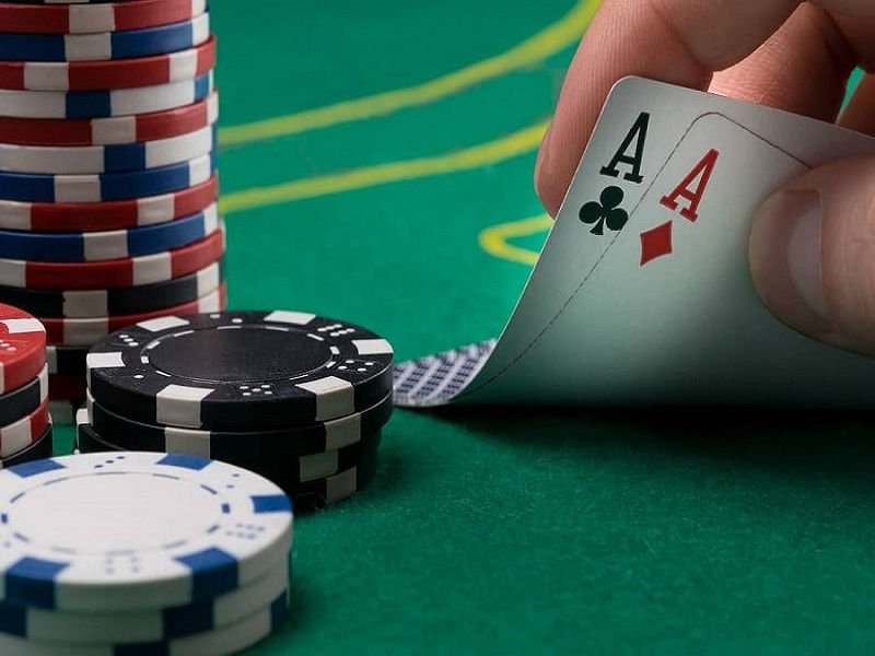 Tại sao phảo biết cách đọc bài đối thủ chơi Poker